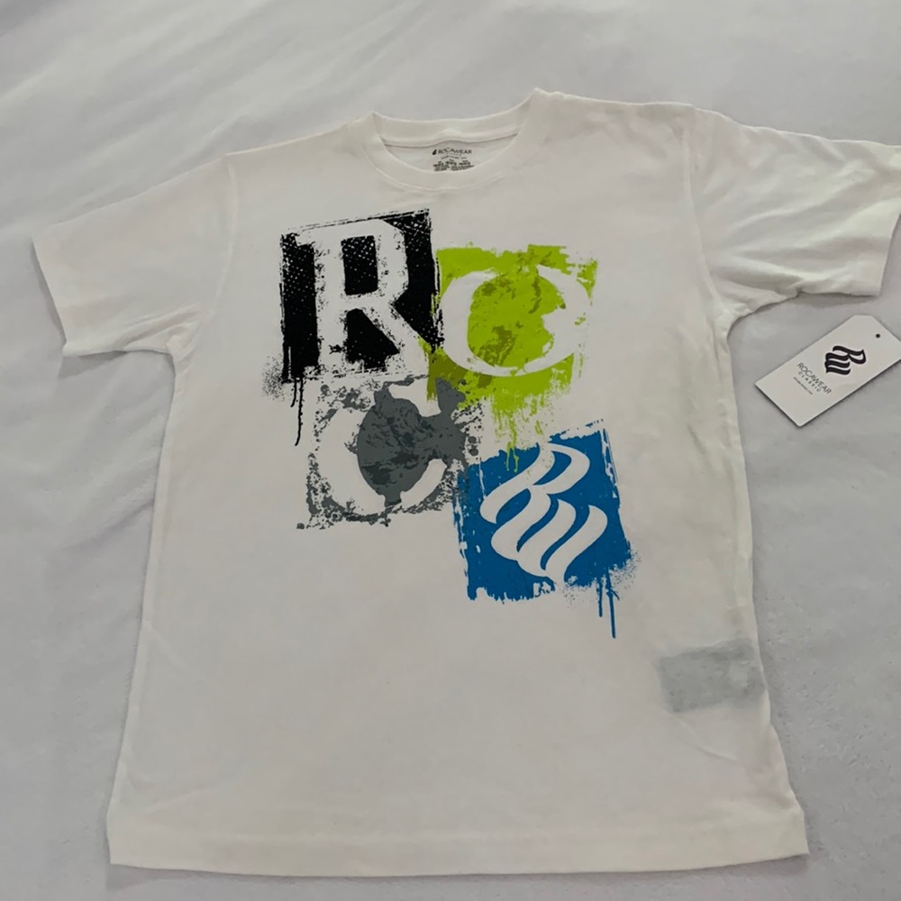 NWT Rocawear Classic Tee Shirt• Size M